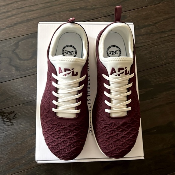 APL Men’s TechLoom Phantom Burgundy Running Shoe Size US 10.5 - Picture 1 of 9